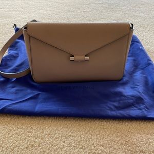 Stuart Weitzman Pebbled leather rectangular medium size shoulder bag taupe